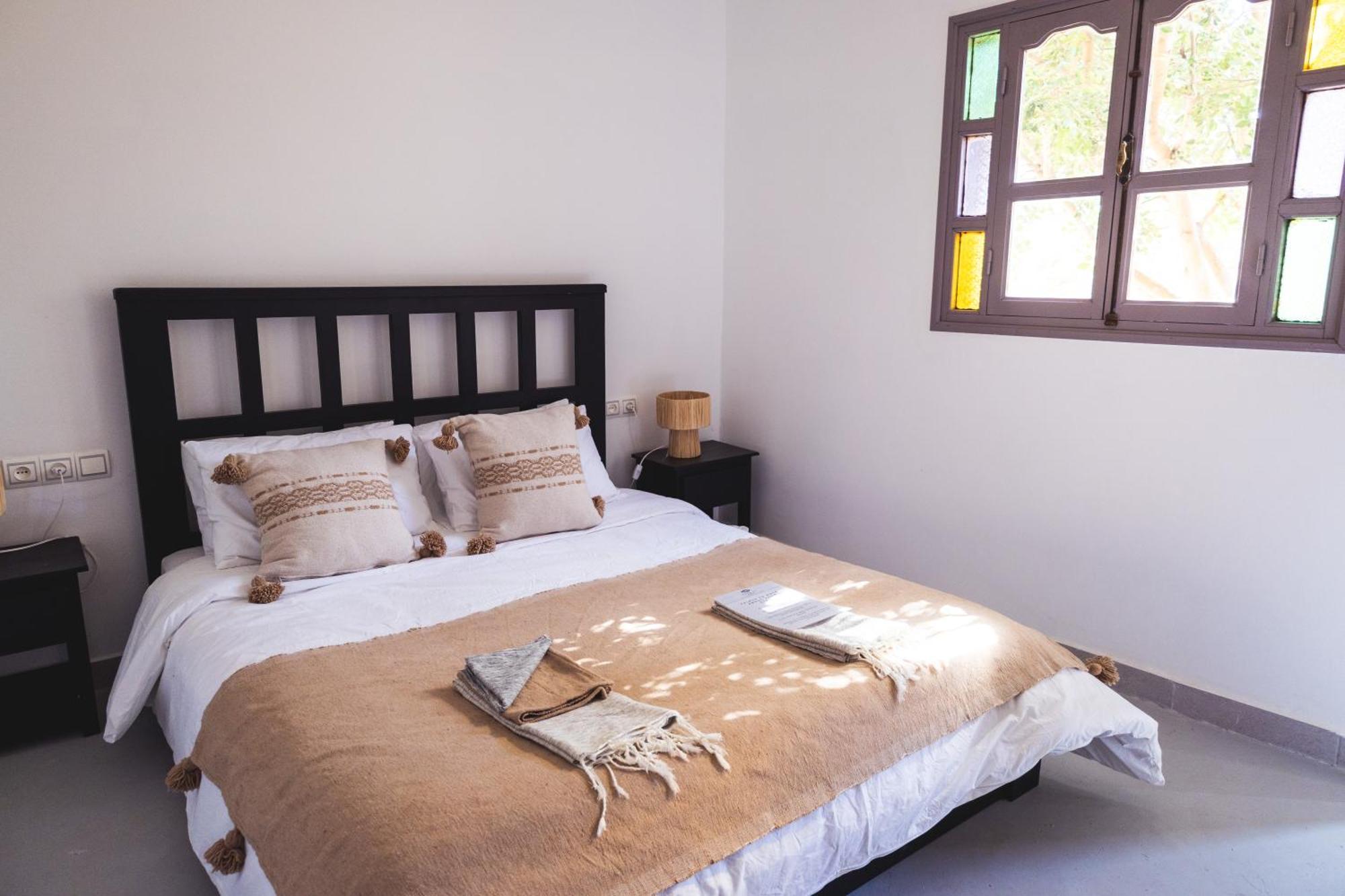シディ・カウキ House Of Omm Bed & Breakfast エクステリア 写真
