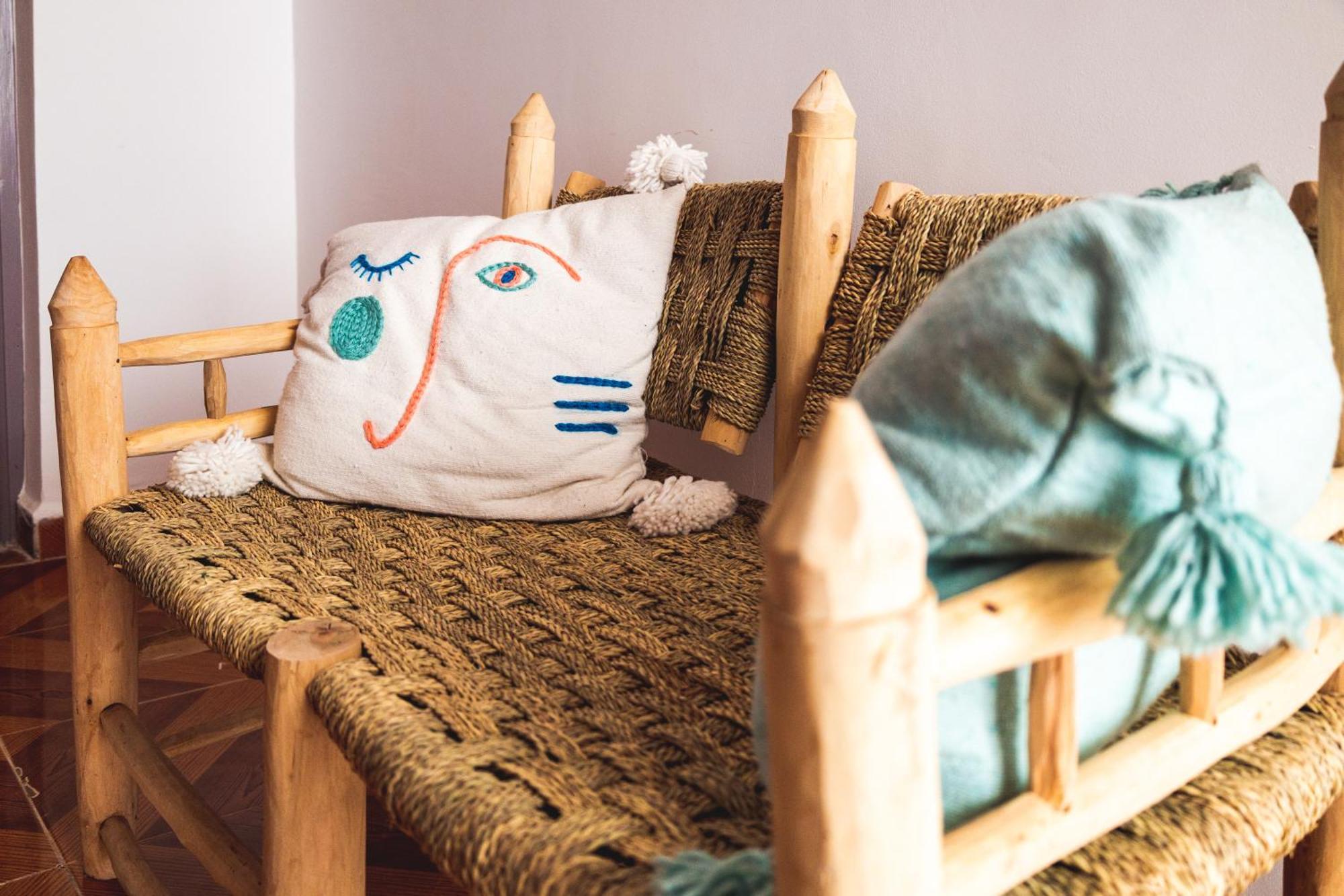 シディ・カウキ House Of Omm Bed & Breakfast エクステリア 写真