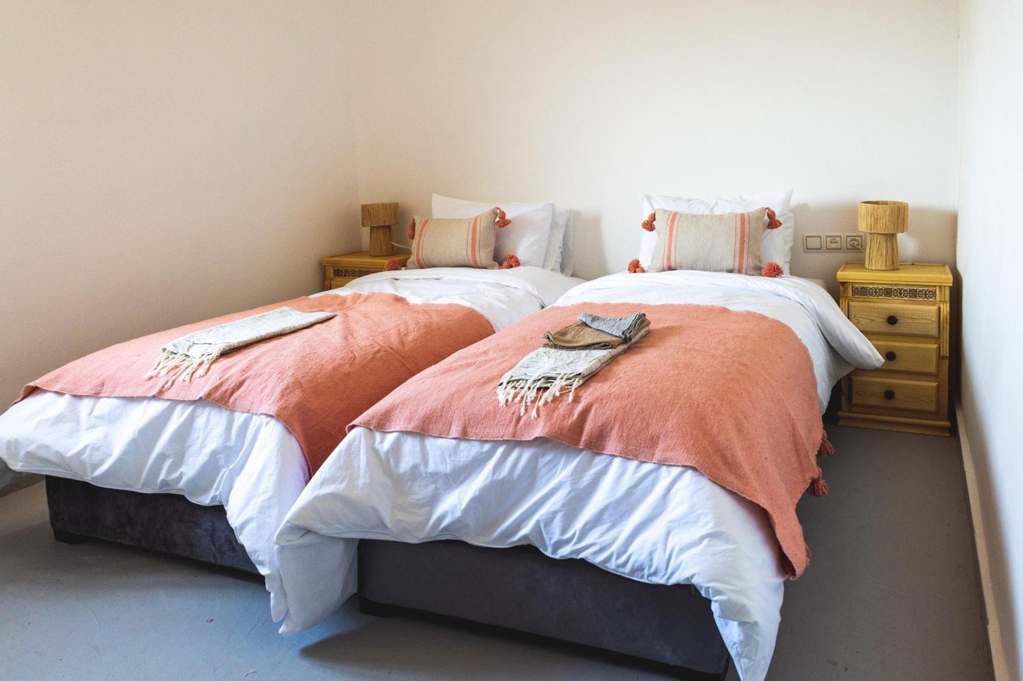 シディ・カウキ House Of Omm Bed & Breakfast エクステリア 写真